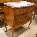 378 5106 CHEST OF DRAWERS